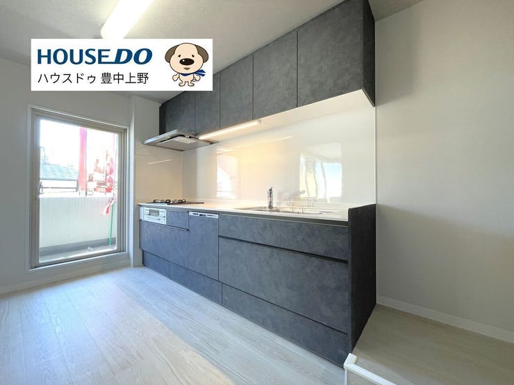 独立したキッチンスペースです1食洗機や豊富な収納により快適な調理スペースとなっております!