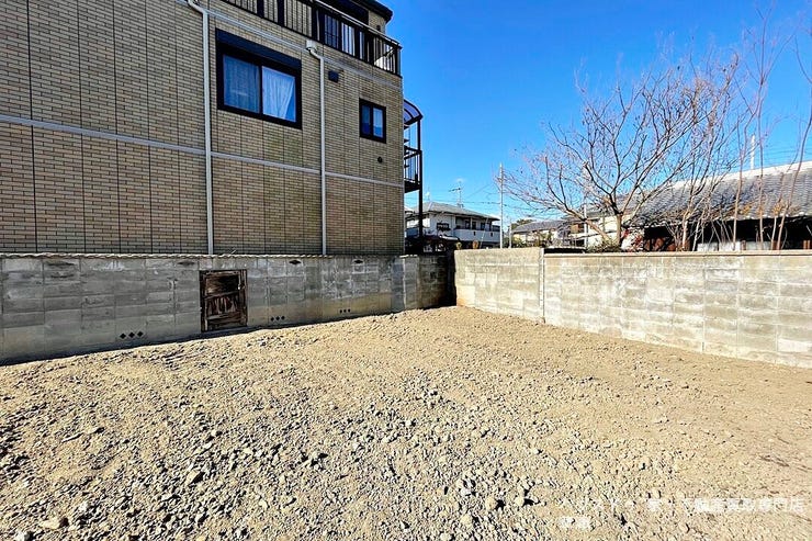 朝の陽光で目覚める幸せ。一日の始まりを心地よく迎える、陽だまりのお土地です。