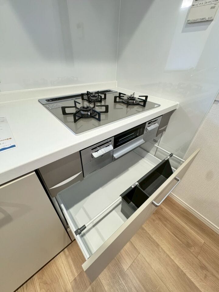 コンロ下収納スペース