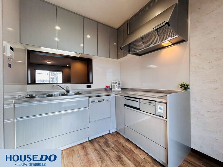 ◆キッチン下の収納も豊富でかさばる調理器具などの置き場にも困らないくらいの収納力♪