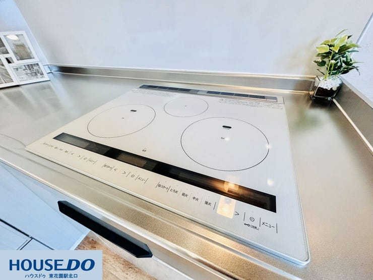 ◆IH3口コンロで安心安全で調理できます。同時に複数のお料理ができます。フラットで掃除がしやすく、お料理の手間が少ないですね♪