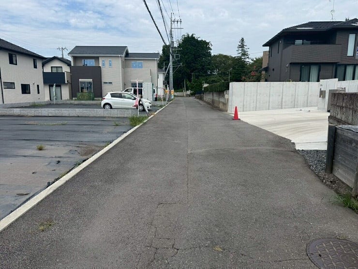 現地写真:前面道路