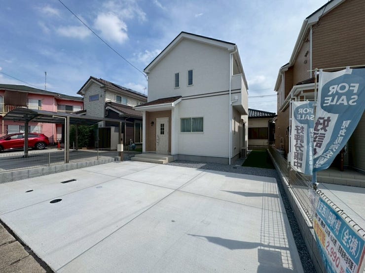 並列3台駐車可能です!