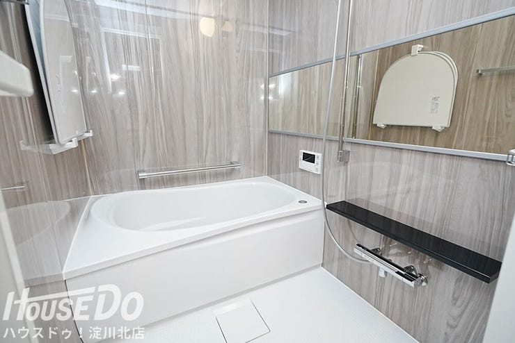 ■■本日内覧可能■■
大阪メトロ御堂筋線「東三国」駅徒歩7分!7階建て3階部分・東向き・全室洋室の2LDK!2026年1月リフォーム済!
(水廻りすべて新調・全室クロス・床貼替・建具交換)