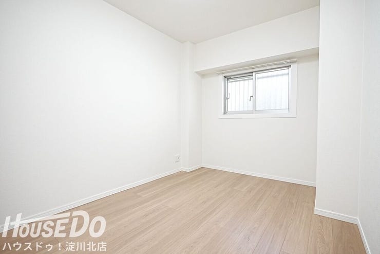 ■■本日内覧可能■■
大阪メトロ御堂筋線「東三国」駅徒歩7分!7階建て3階部分・東向き・全室洋室の2LDK!2026年1月リフォーム済!
(水廻りすべて新調・全室クロス・床貼替・建具交換)