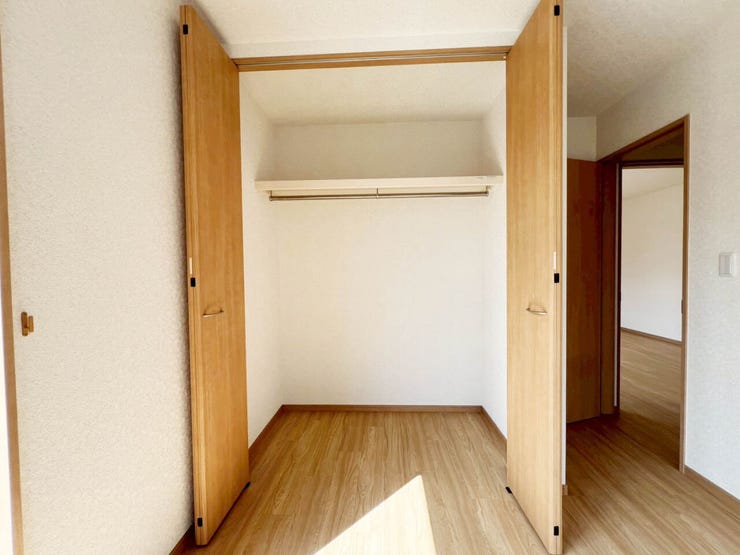 【2025年9月内装リフォーム】モニター付きインターホン♪シャンプードレッサー♪トイレ2ヶ所♪