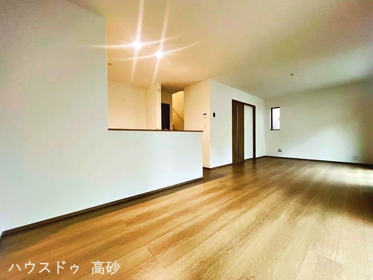 リビングは家族の笑顔が広がる、住まいの中心です♪(撮影日:2026.5.1)