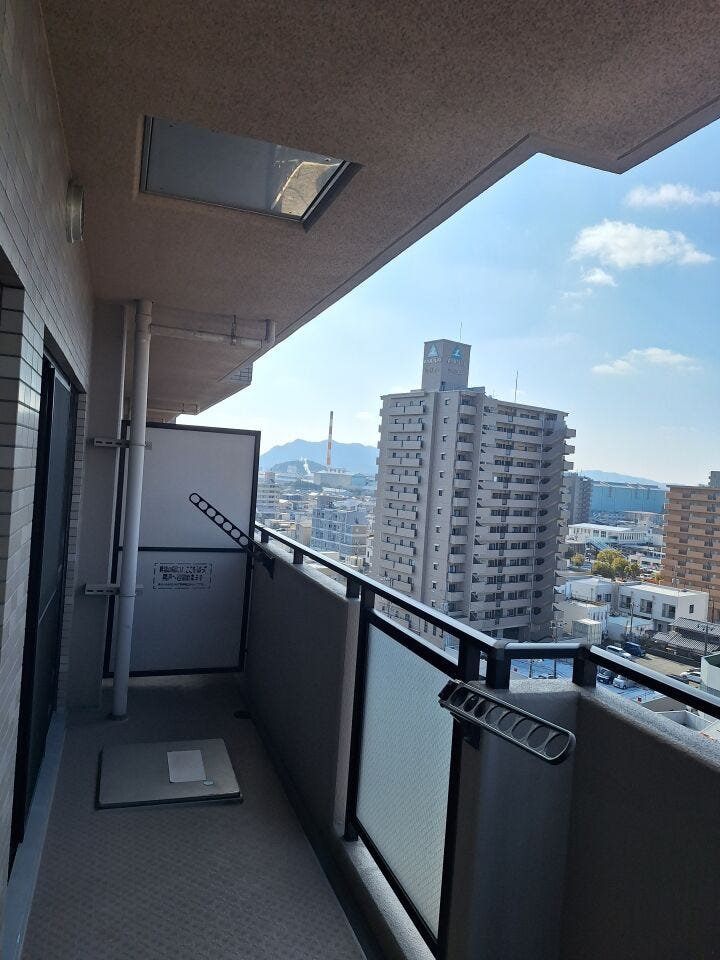 10階のお部屋なのでバルコニーからの眺望は良好です。