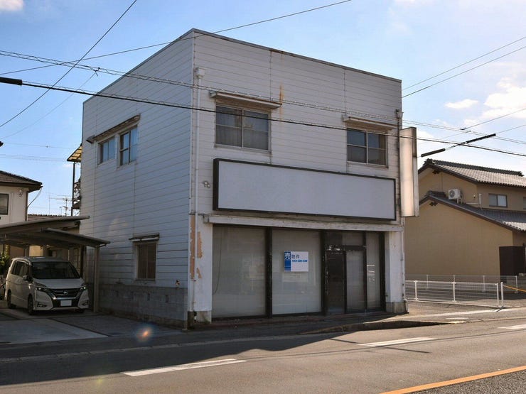 外観を北側より撮影