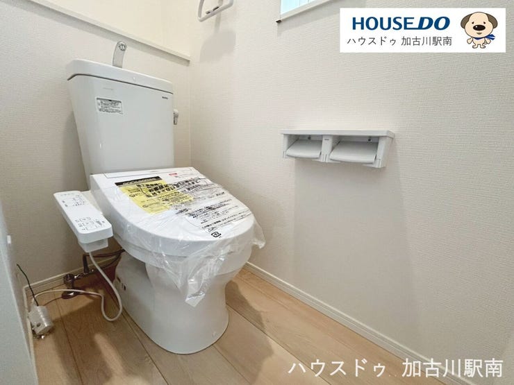 お掃除もラクラクな節水型トイレを設置
