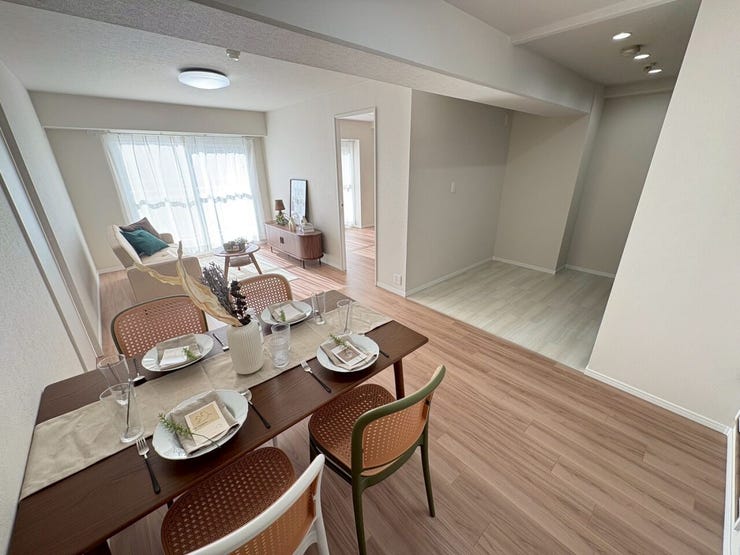 【居間・リビング】