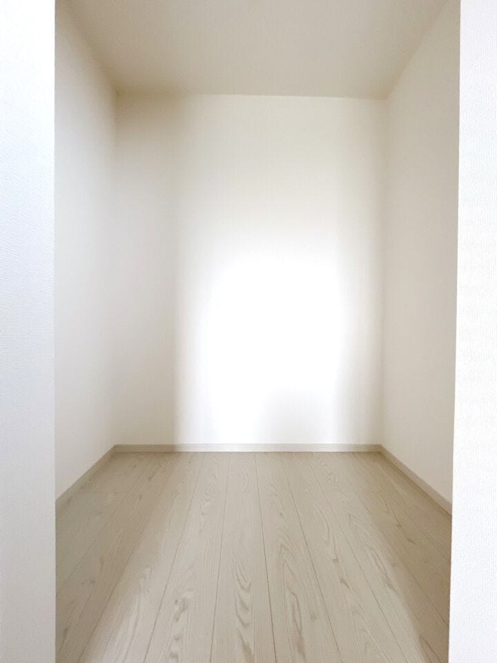 季節ごと、イベントごとにしか出さないような、使用頻度の低いモノの収納にはピッタリ。