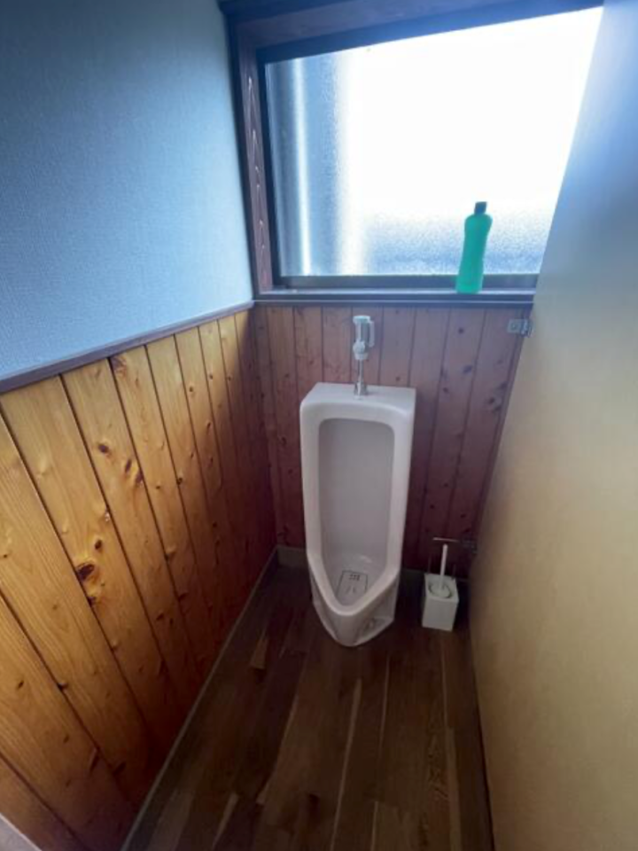 和式トイレがあります。