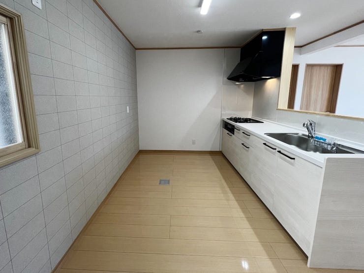 室内(2026年5月)撮影
◎本日案内可能◎
カップボードを置いてもゆとりある奥行きのあるキッチン!