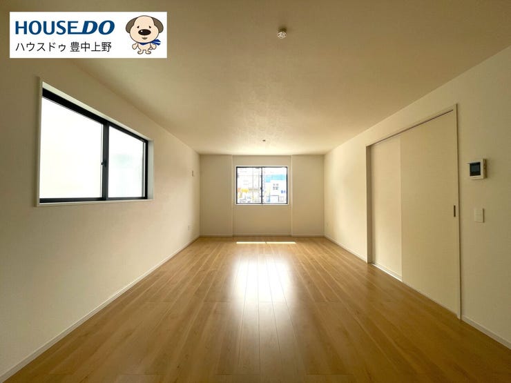 約19.2帖の広々としたリビング♪一体感のある開放的な空間です。