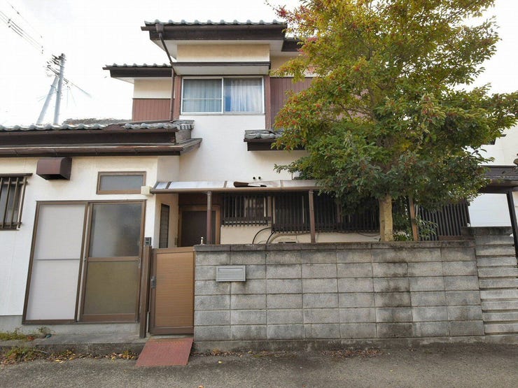 外観を北側より撮影