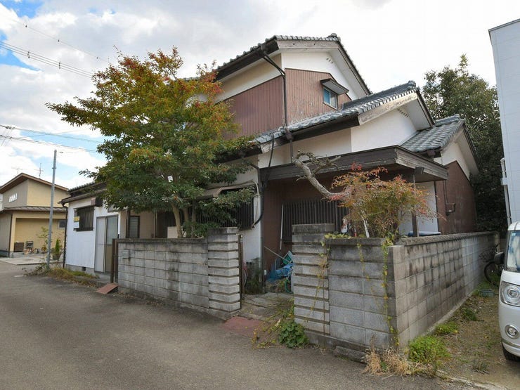 外観を北西側より撮影