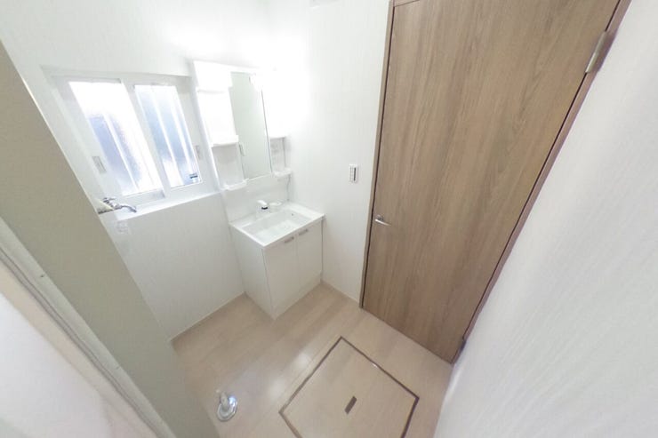 洗面化粧台も新品交換済み♪新しい水周りで気持ちよく新生活を送れます(甲府市大里町 中古物件)