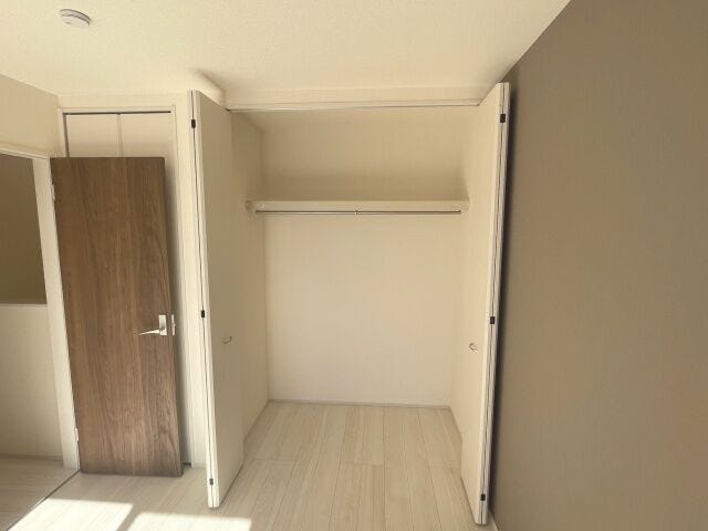 東側6帖洋室 クローゼット