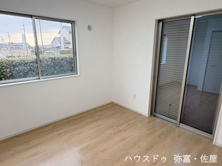 日当たりの良い1階南側洋室♪