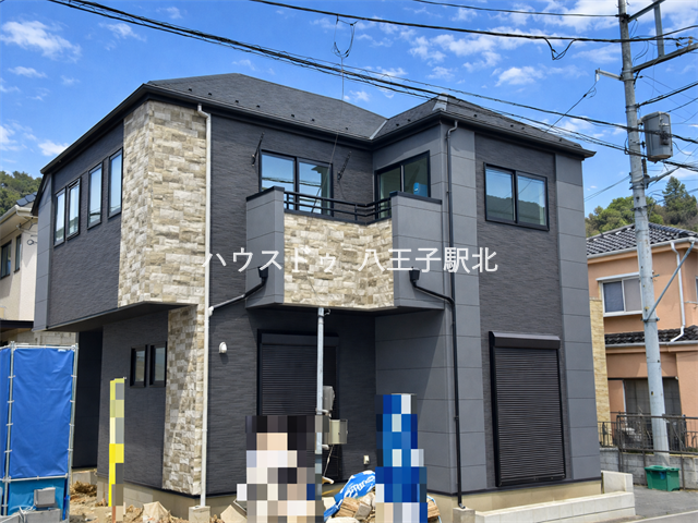 【外観】
ようやく足場が外れました♪\完成までは同等物件をご紹介いたします/ お気軽にお問合せくださいませ。