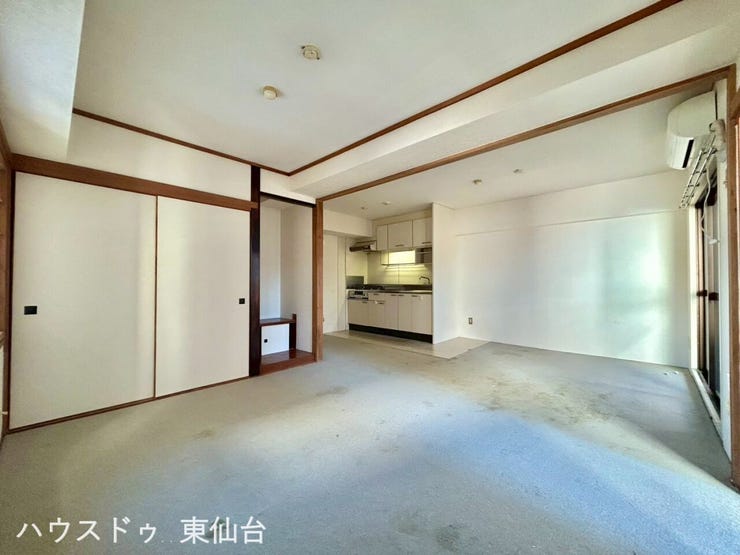 大きな収納スペースもあります◎