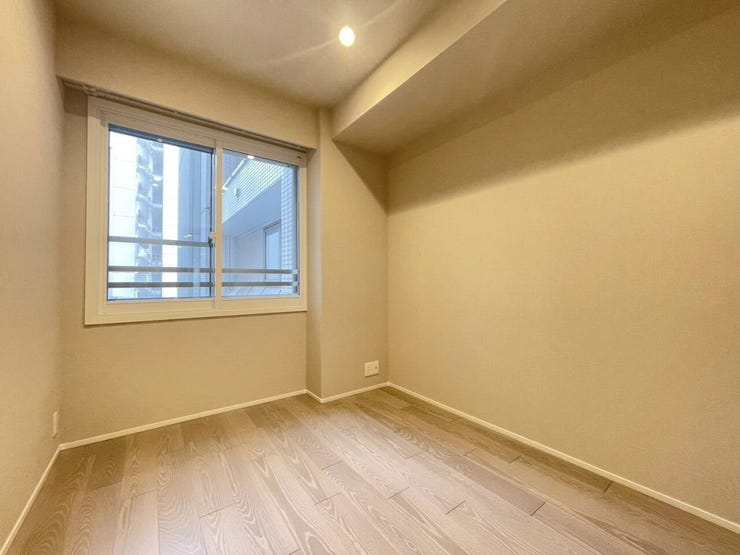 《洋室3》
約5.1帖のお部屋です
こども部屋等にもおすすめです。