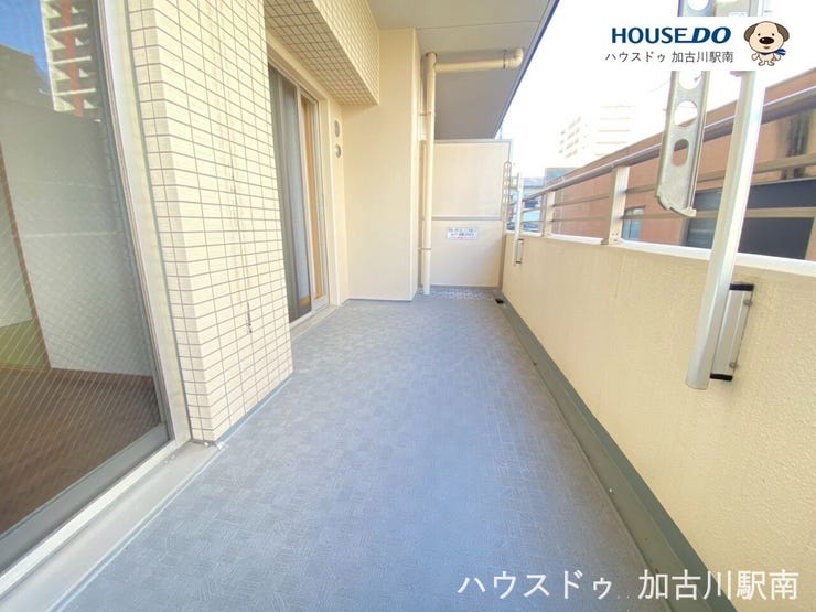 陽当たり良好バルコニー!洗濯物も、ひなたぼっこも、ここで♪