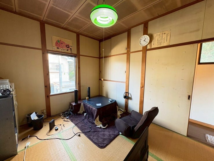 2階の和室♪2面採光で明るいですよ♪