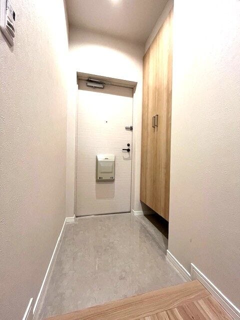 玄関には容量の豊富な下足入付、ご家族の靴もきれいに収納が可能です♪