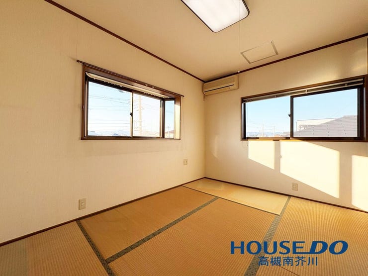 2面採光で陽当り良好なお部屋ですね。