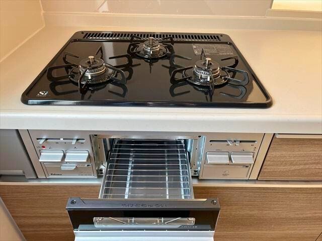 三口コンロ&グリル
(2026年2月7日 撮影)