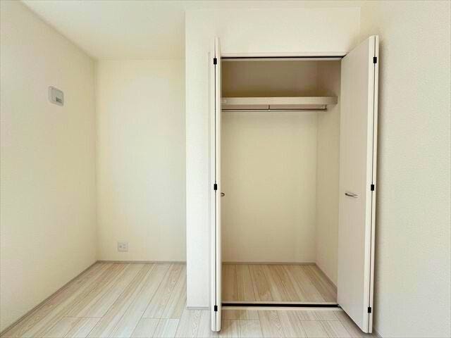 1階5.4帖洋室クローゼット
(2026年2月9日 撮影)