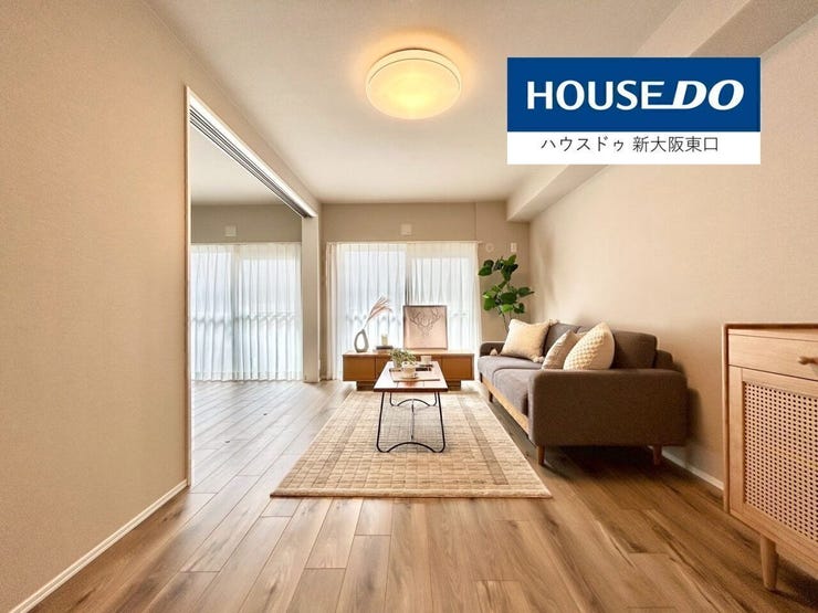 白を基調とした美しいリノベーション。お部屋が広く感じられます!