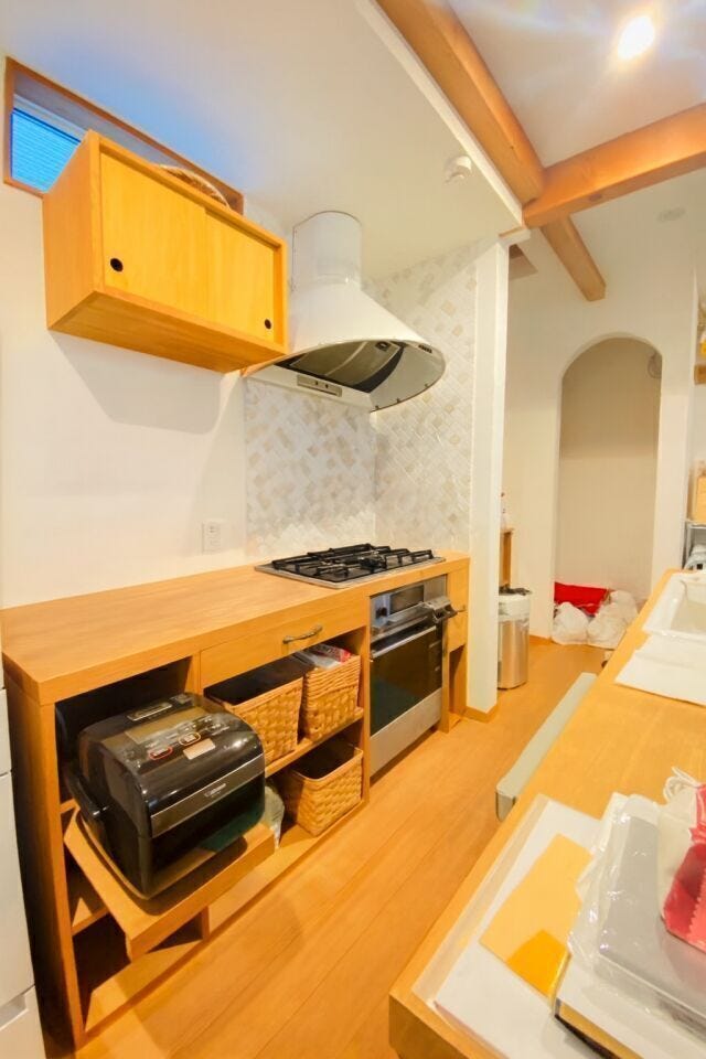 おしゃれなカウンタータイプのキッチン☆
※家具類を除去する修正をしています。