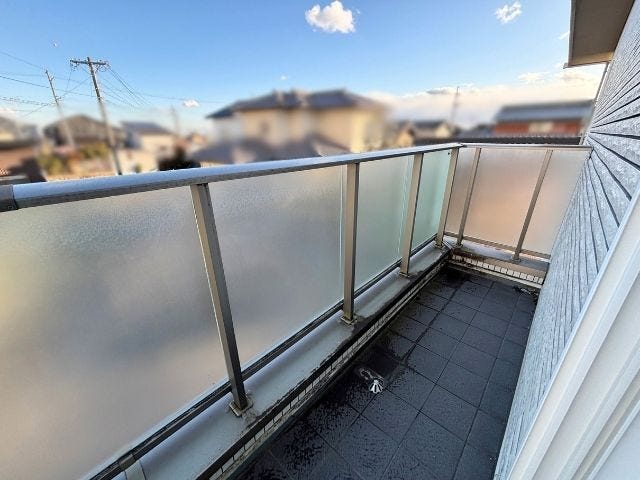 陽当たり・眺望の良いバルコニーは、忙しい毎日の癒しの空間になりそうです。(2026年1月11日撮影)