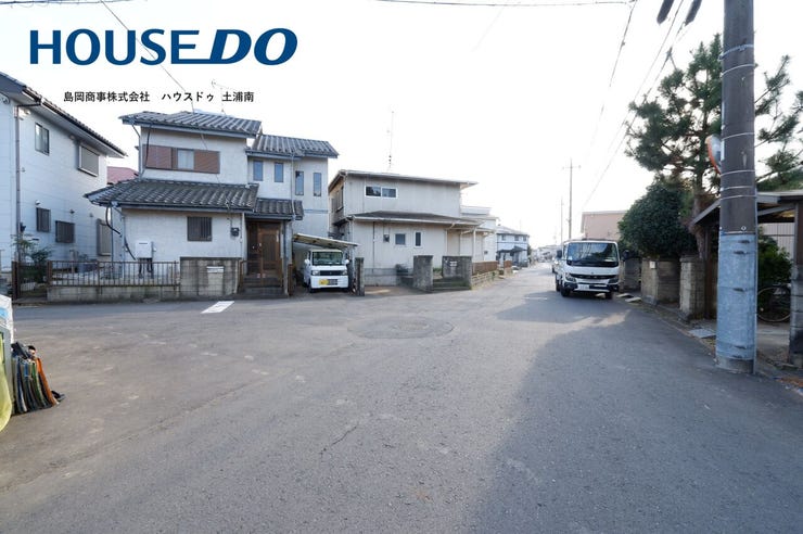 前面道路 西側約6.1m公道、北側約6.0m公道に接道しています♪