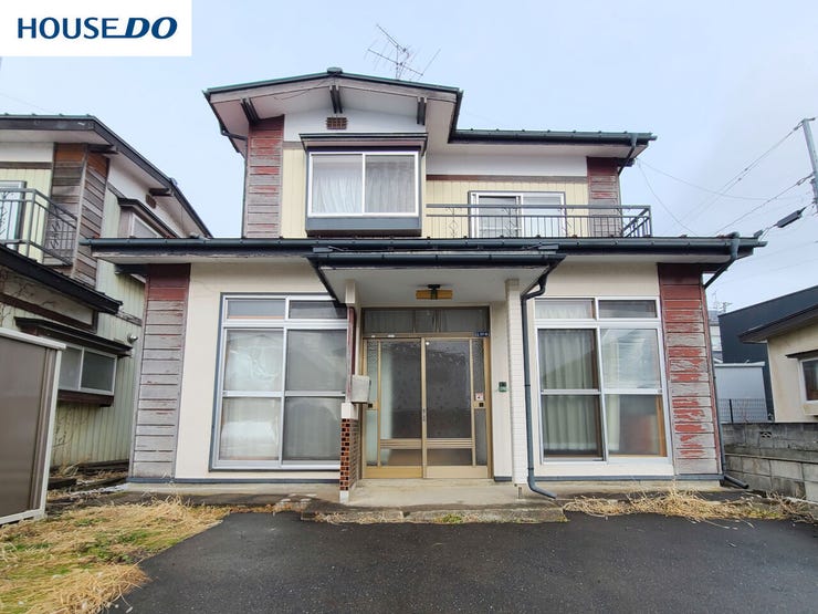 【外観】
現地(2026年1月)撮影
◎本日案内可能◎
ご内覧をご希望の際は、ハウスドゥ 八戸下長までお気軽にお問い合わせくださいませ♪