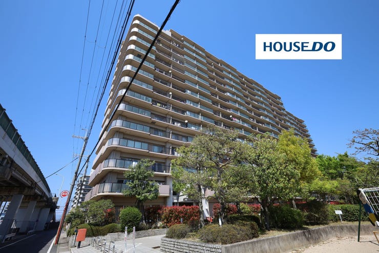 【外観】
住みやすさ重視の方も地方都市へ通勤の方など様々なライフスタイルでも住みやすい立地です!