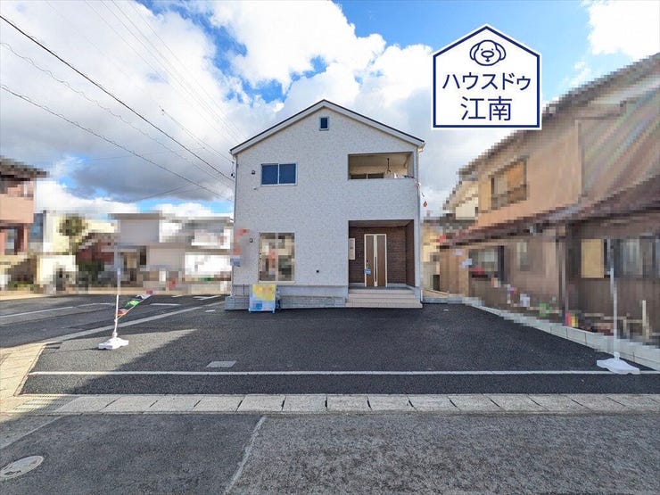 【同社施工例】
駐車スペースもしっかり確保