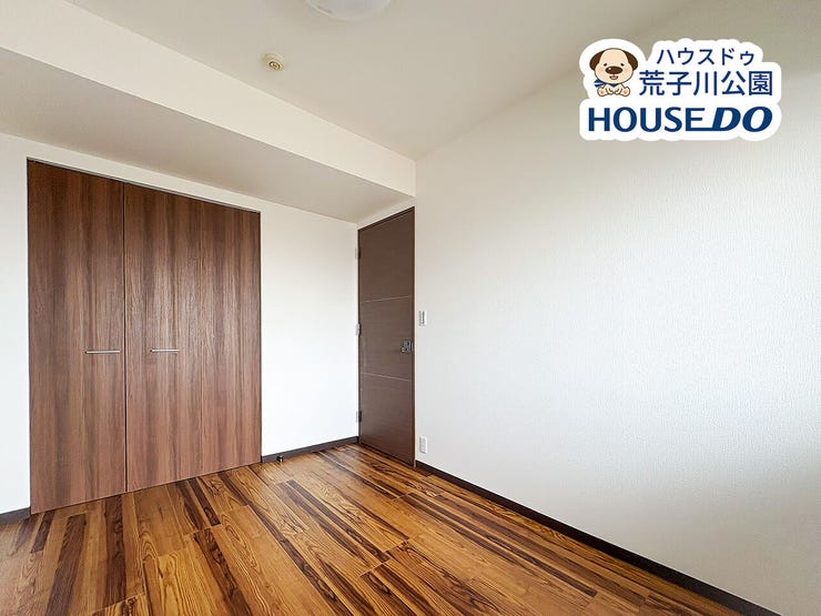 北東側6.0帖洋室