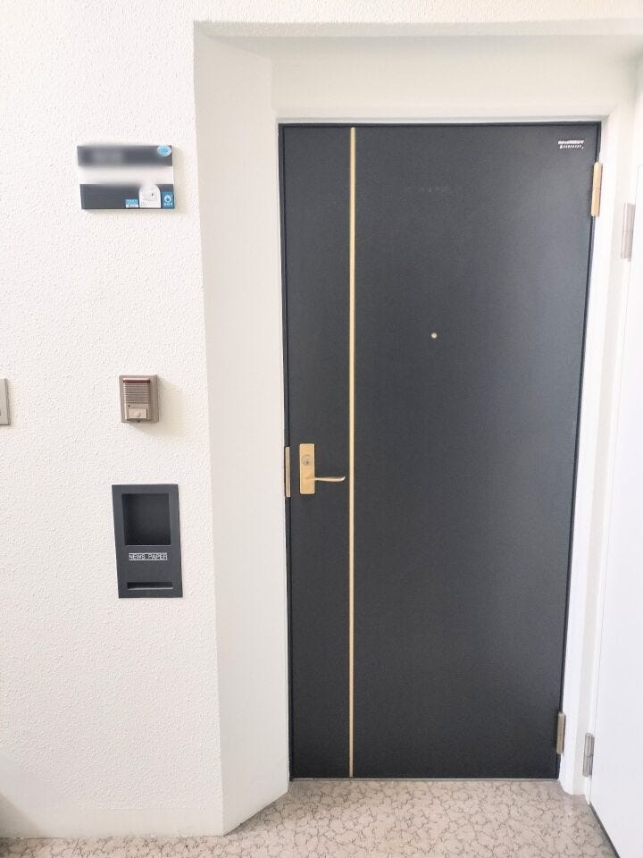 玄関扉