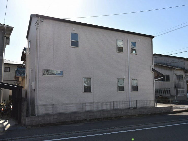 外観を北東側より撮影