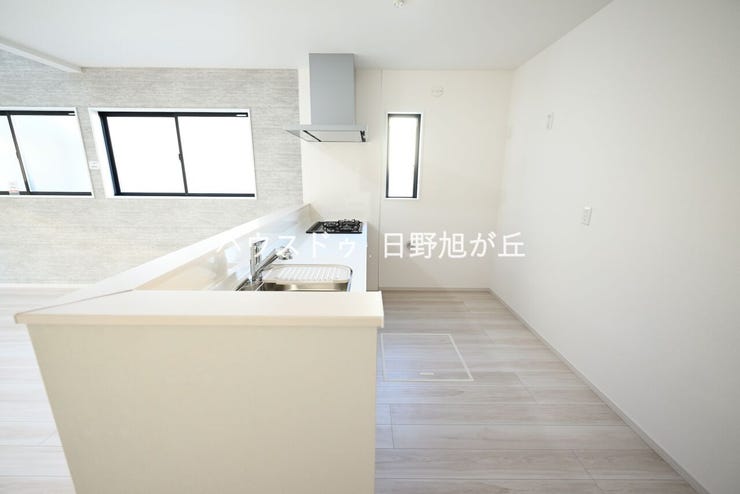 冷蔵庫や食器棚など問題なく置けます♪