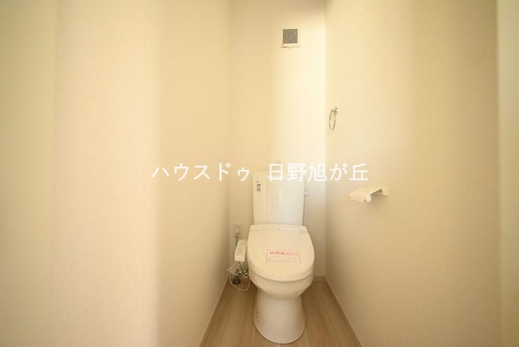 トイレもゆったり広々しています!