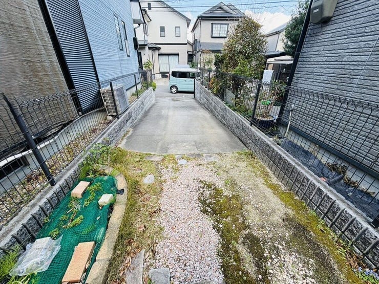 2台駐車可能なスペースになります(車種によります)