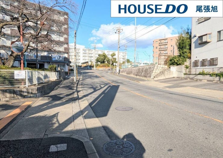 【前面道路】現地をご覧いただき、周辺環境なども一緒に ご確認いただけます!周辺環境もご案内いたします!安心してお住まいが購入出来るようサポート致します! お気軽にお問い合わせくだいませ◎