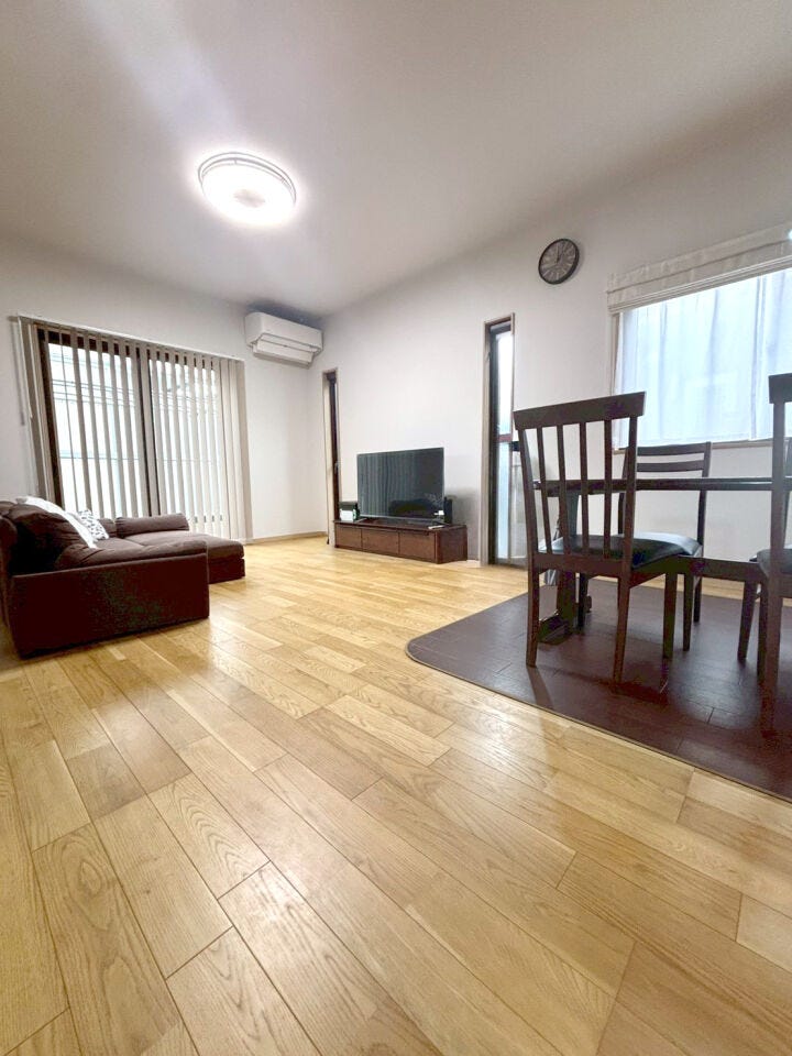 小倉南区葛原東 令和2年築の築浅中古戸建て♪なかやしき施工の注文住宅♪駐車場3台分♪買物便利な立地♪