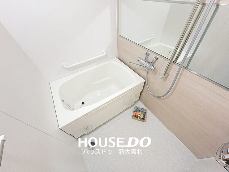 ■壁の一部がアクセントパネルになっており、おしゃれな空間を演出しています!
■キレイなお風呂でゆっくりとおくつろぎください♪