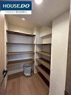 クローゼットは収納がたっぷり。